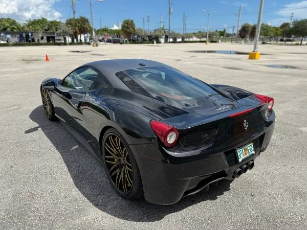 2010 Ferrari 458 Italia - Image 8 of 19
