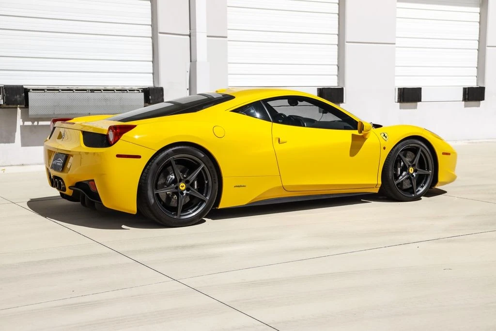 2010 Ferrari 458 Italia - Image 4 of 21