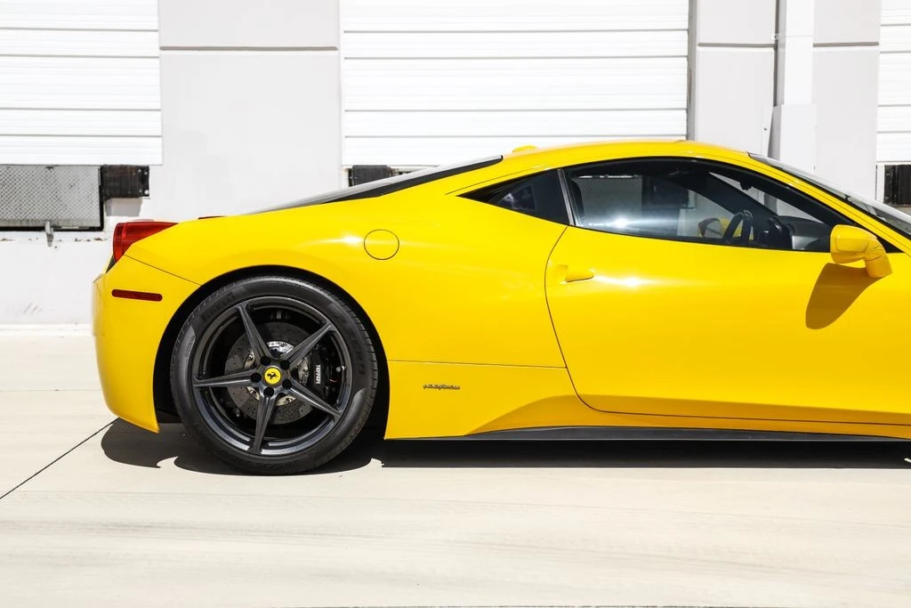 2010 Ferrari 458 Italia - Image 2 of 21