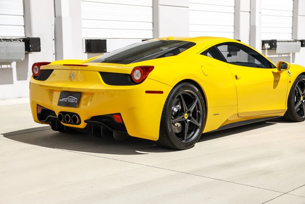 2010 Ferrari 458 Italia - Image 5 of 21