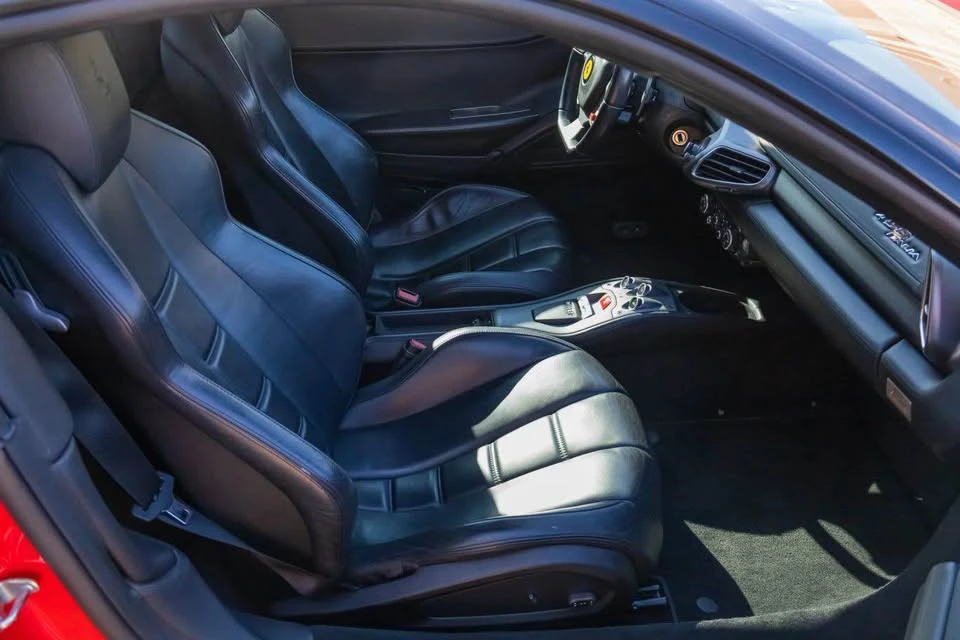 2010 Ferrari 458 Italia - Image 16 of 18