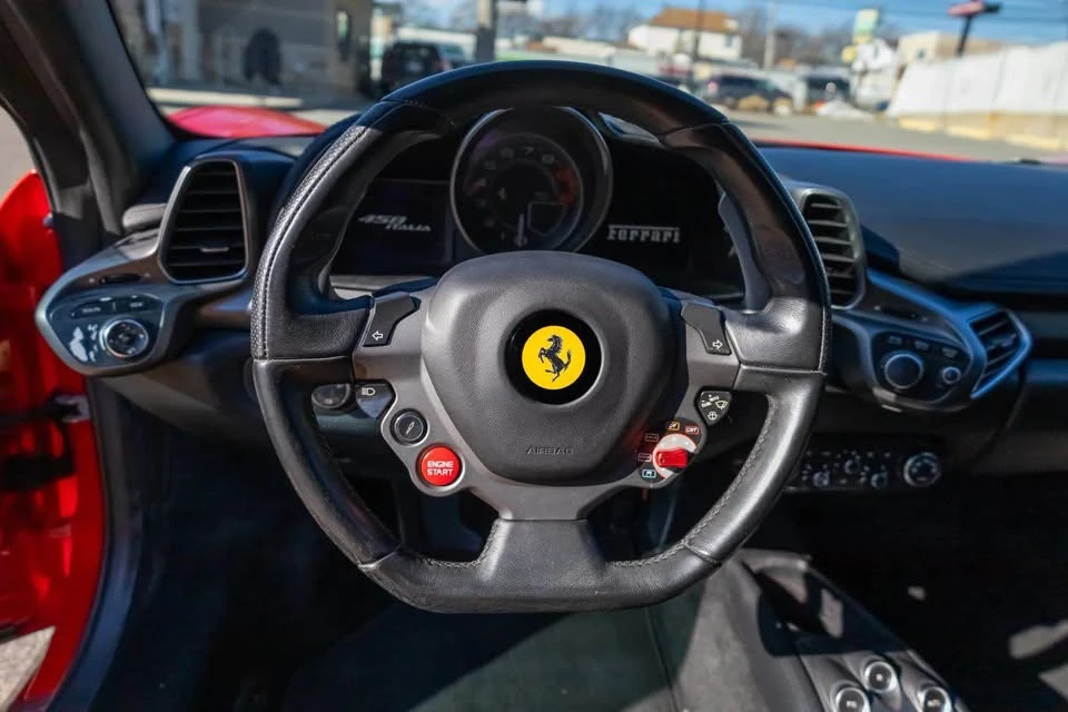 2010 Ferrari 458 Italia - Image 11 of 18