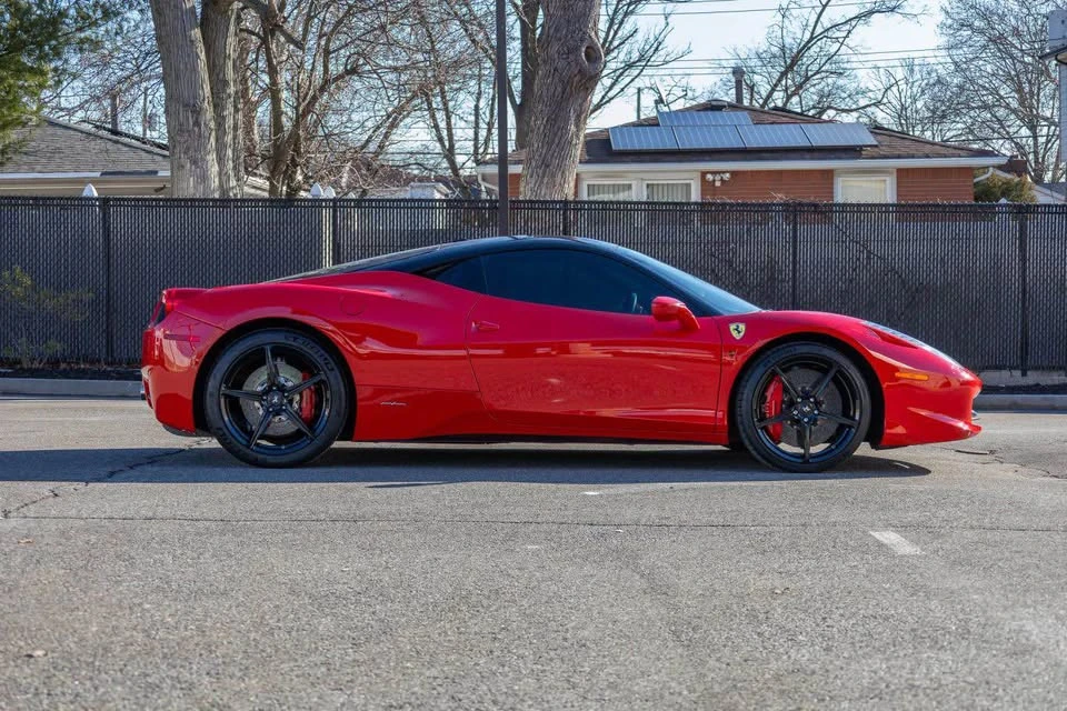 2010 Ferrari 458 Italia - Image 4 of 18