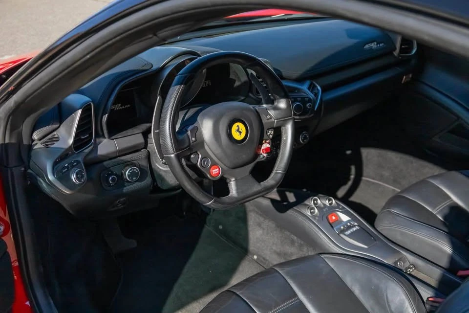 2010 Ferrari 458 Italia - Image 10 of 18