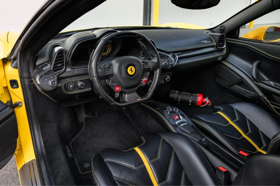 2010 Ferrari 458 Italia - Image 17 of 20