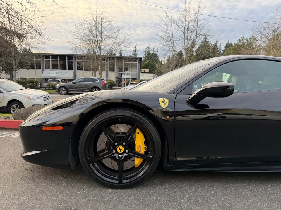 2010 Ferrari 458 Italia - Image 2 of 18