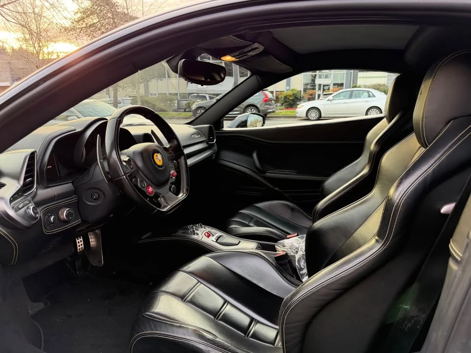 2010 Ferrari 458 Italia - Image 14 of 18