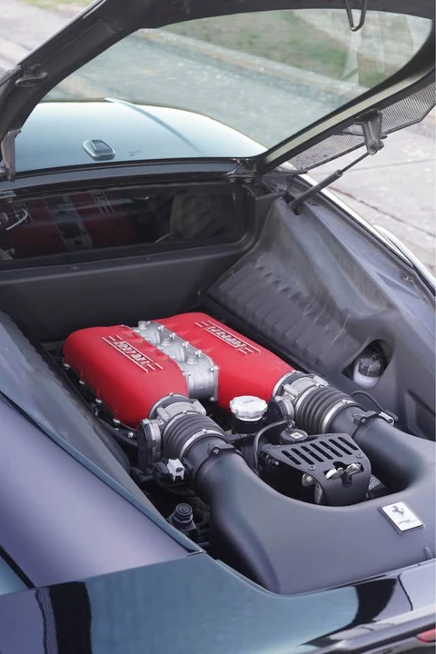 2010 Ferrari 458 Italia - Image 16 of 20