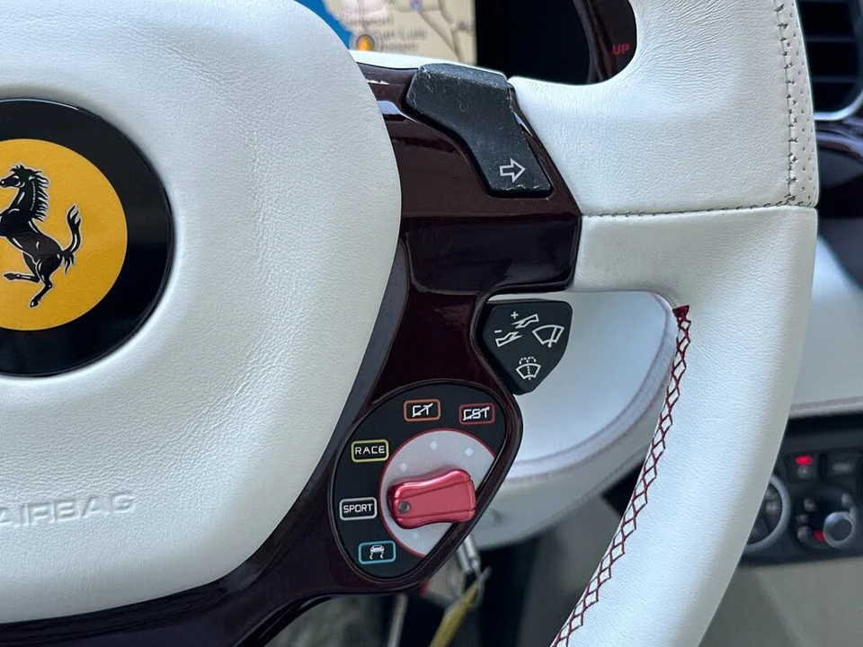2010 Ferrari 458 Italia - Image 30 of 31
