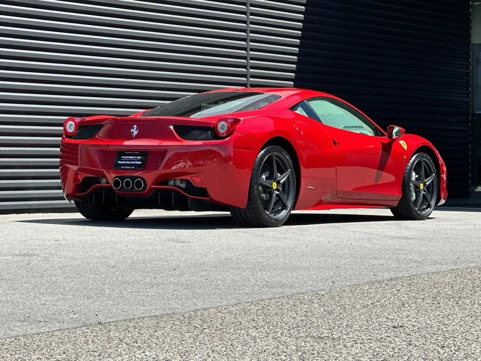 2010 Ferrari 458 Italia - Image 8 of 31
