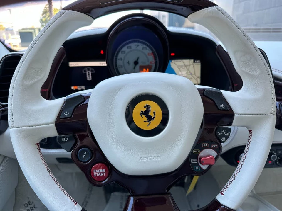 2010 Ferrari 458 Italia - Image 28 of 31