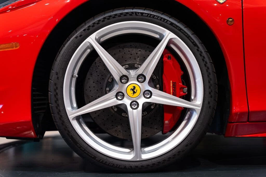 2010 Ferrari 458 Italia - Image 13 of 31