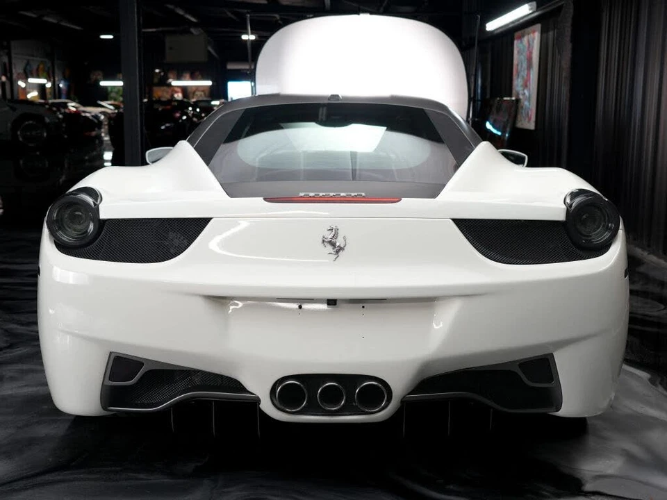 2010 Ferrari 458 Italia - Image 10 of 23