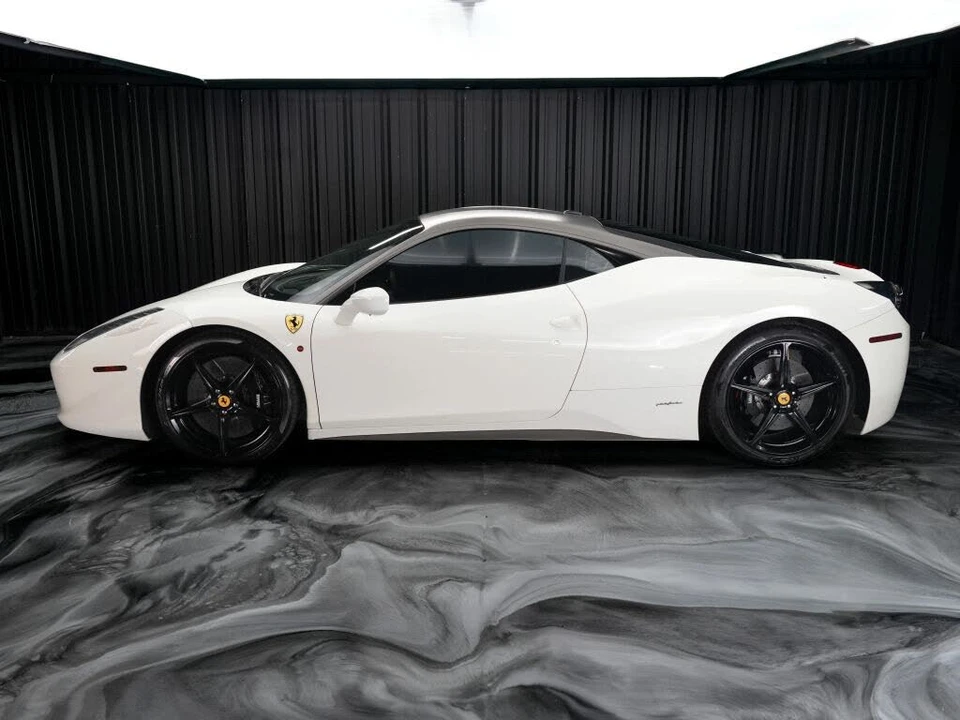 2010 Ferrari 458 Italia - Image 5 of 23