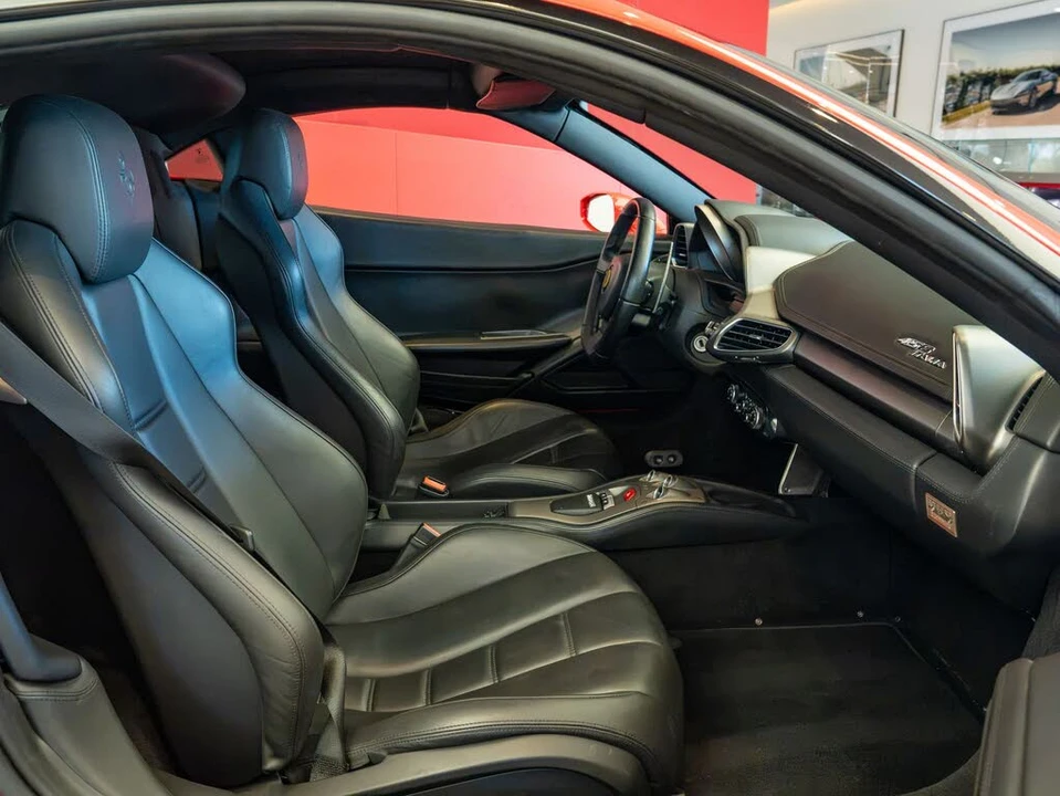 2010 Ferrari 458 Italia - Image 18 of 25