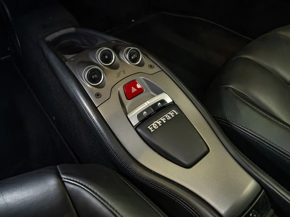 2010 Ferrari 458 Italia - Image 15 of 25
