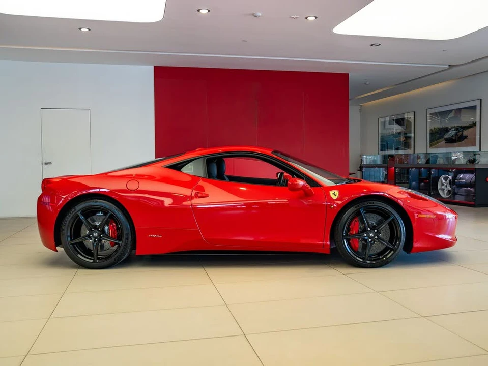 2010 Ferrari 458 Italia - Image 7 of 25