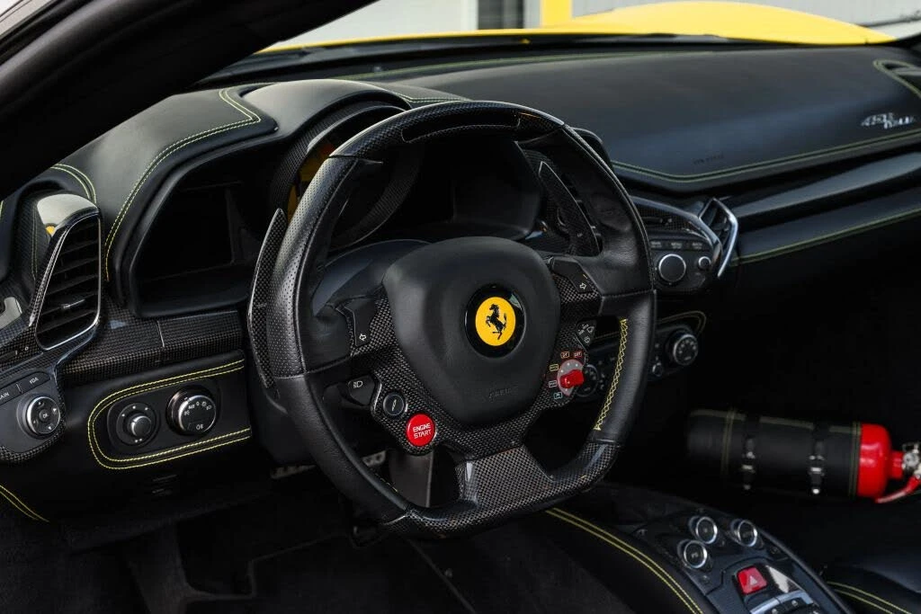 2010 Ferrari 458 Italia - Image 28 of 31