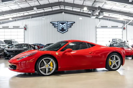 2010 Ferrari 458 Italia Coupe RWD