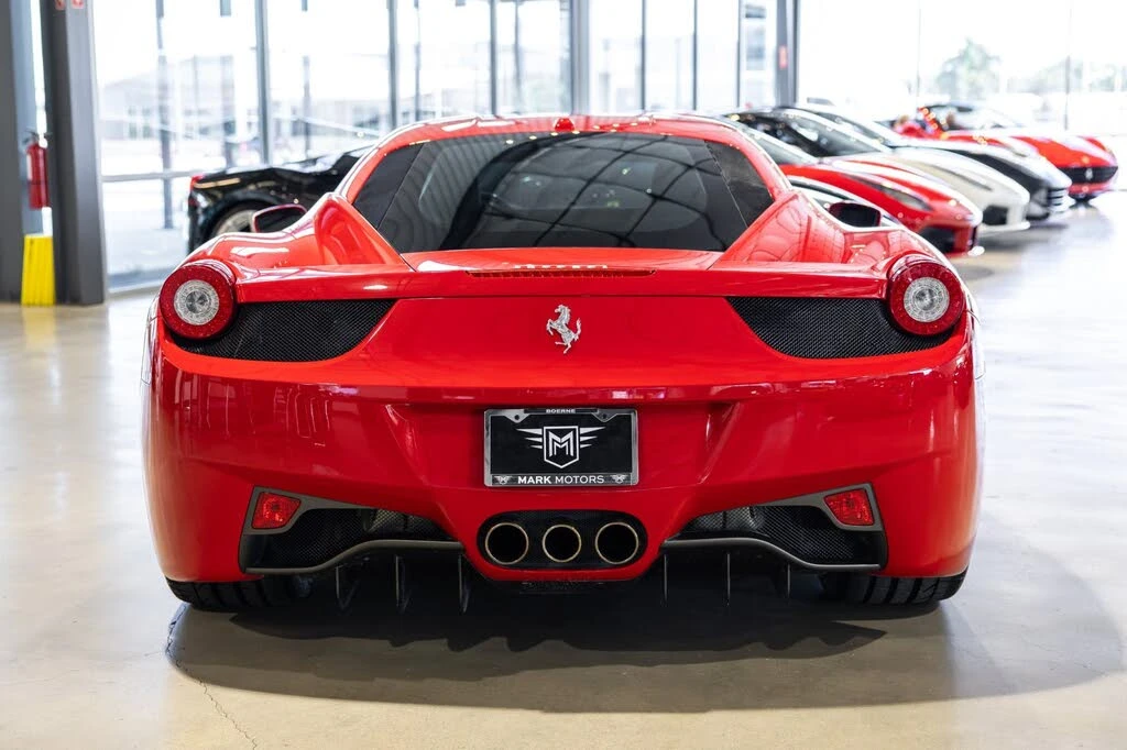 2010 Ferrari 458 Italia - Image 5 of 31