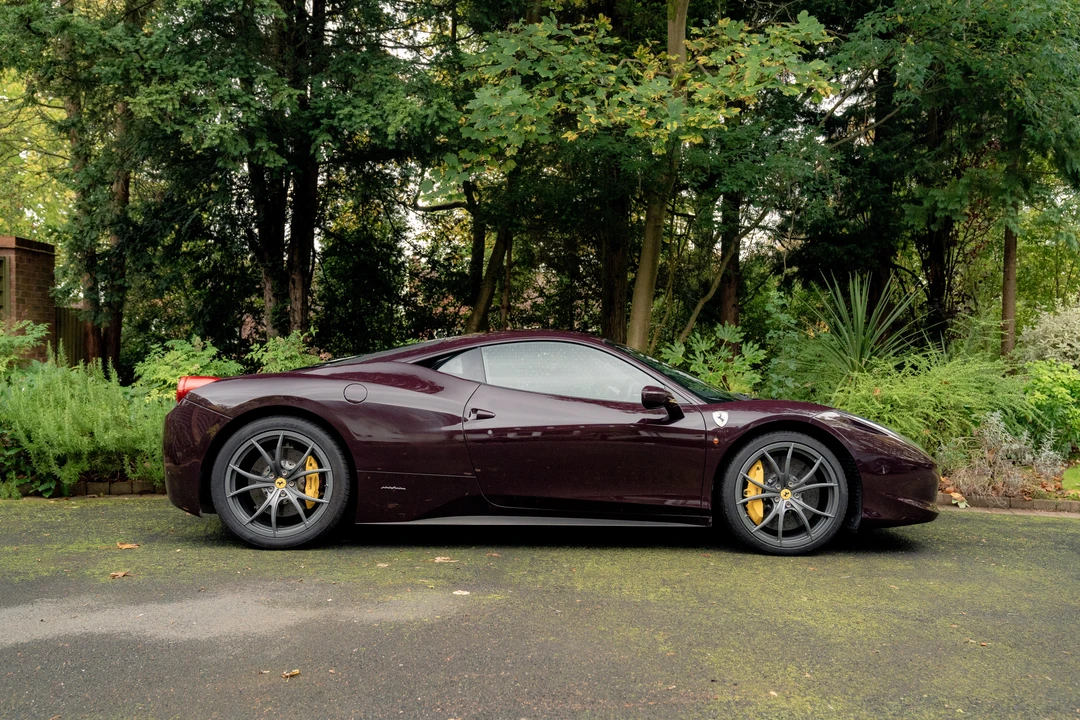 2010 Ferrari 458 Italia - Image 5 of 31