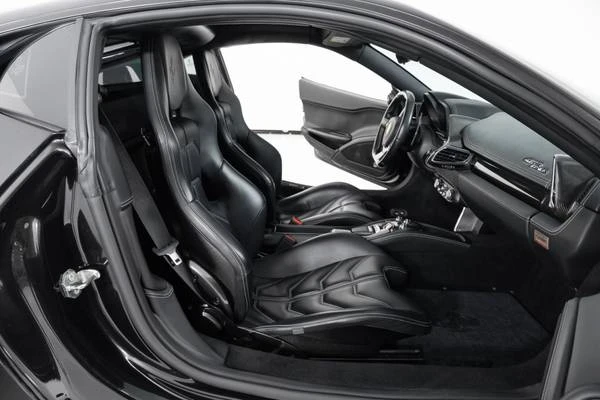 2010 Ferrari 458 Italia - Image 12 of 21