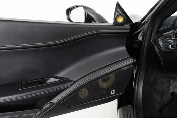 2010 Ferrari 458 Italia - Image 13 of 21