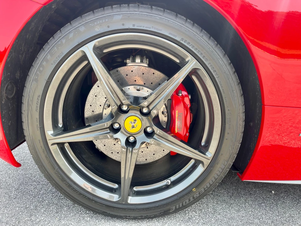 2010 Ferrari 458 Italia - Image 15 of 31