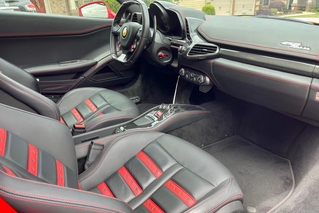 2010 Ferrari 458 Italia - Image 20 of 31