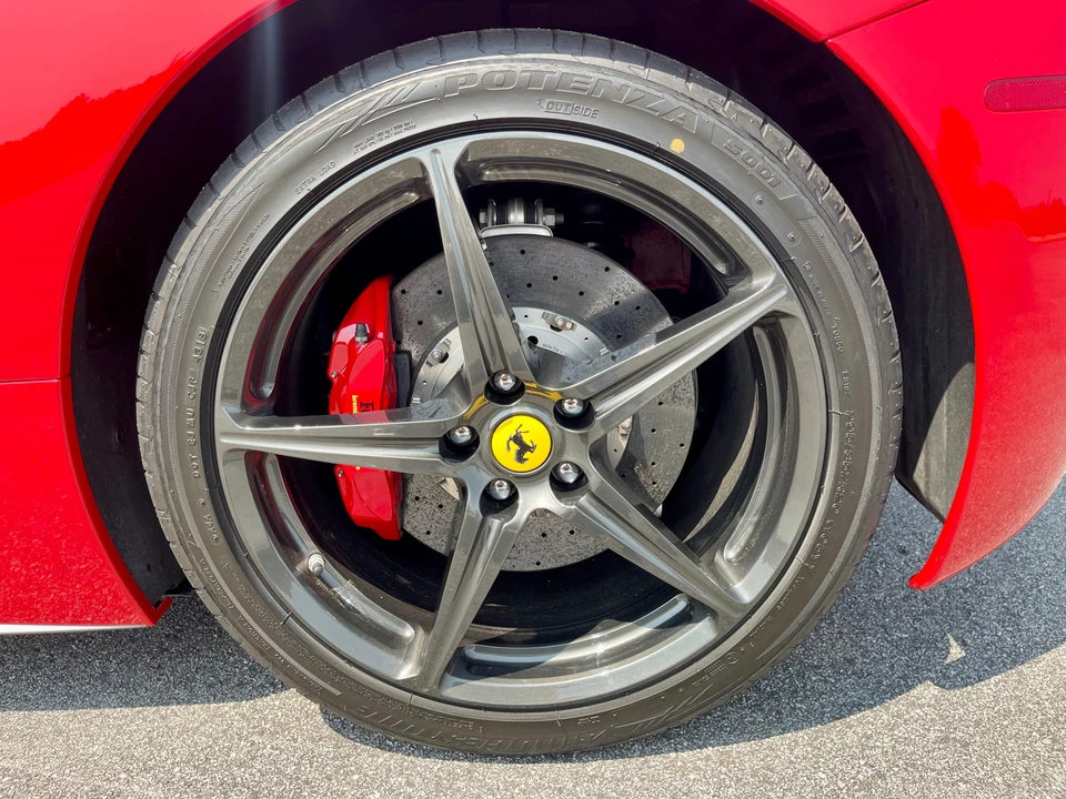 2010 Ferrari 458 Italia - Image 14 of 31