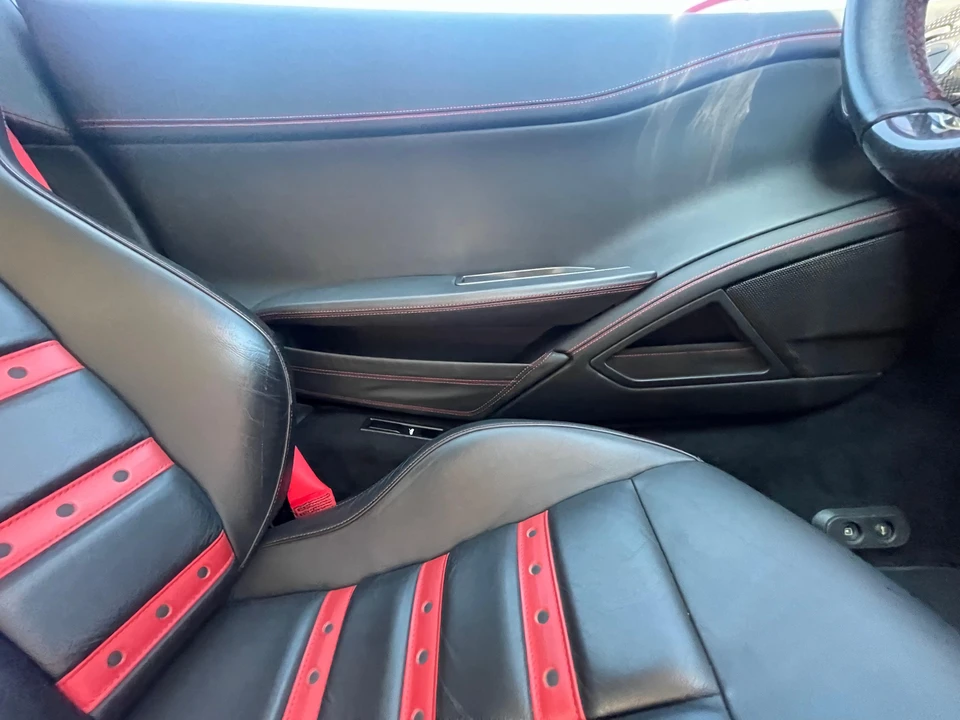 2010 Ferrari 458 Italia - Image 24 of 31