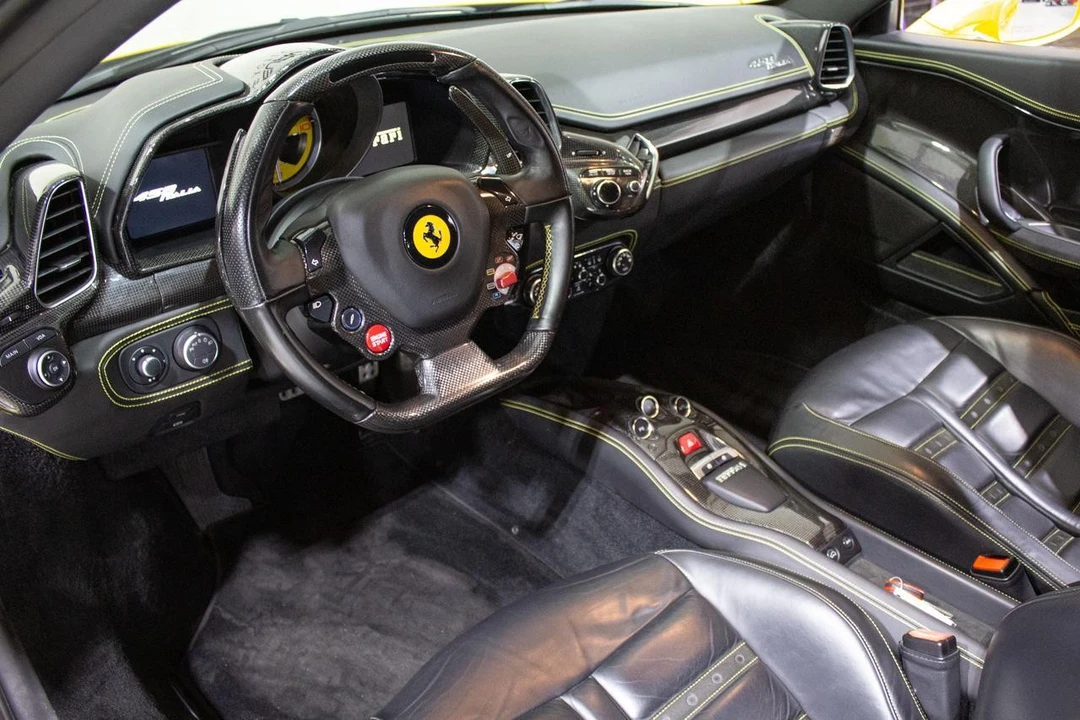 2010 Ferrari 458 Italia - Image 2 of 21