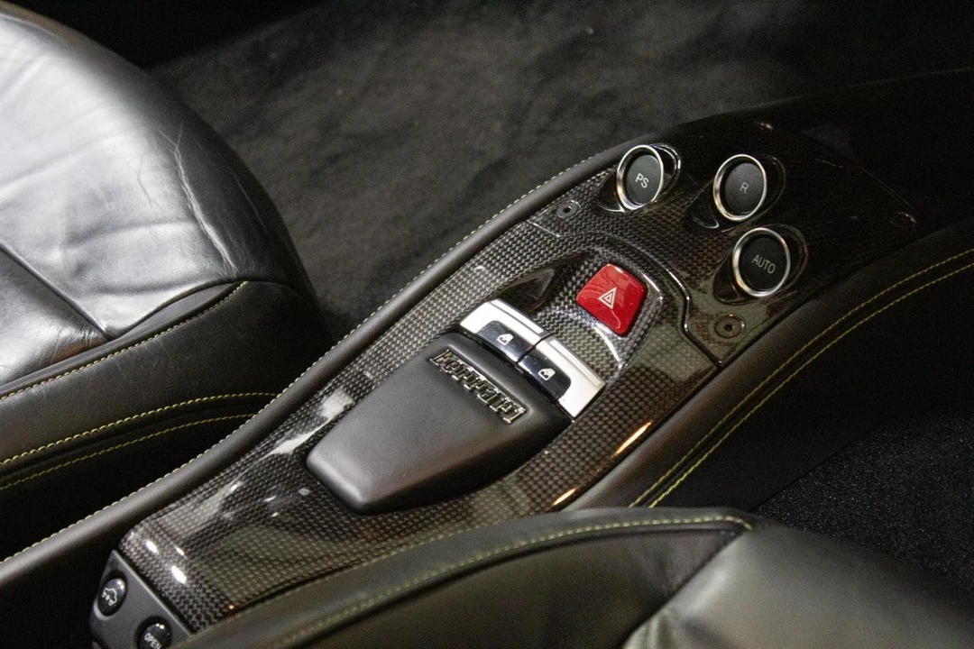2010 Ferrari 458 Italia - Image 11 of 21