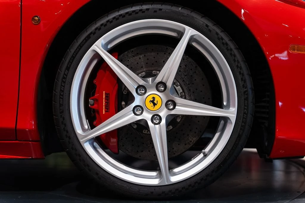 2010 Ferrari 458 Italia - Image 16 of 31