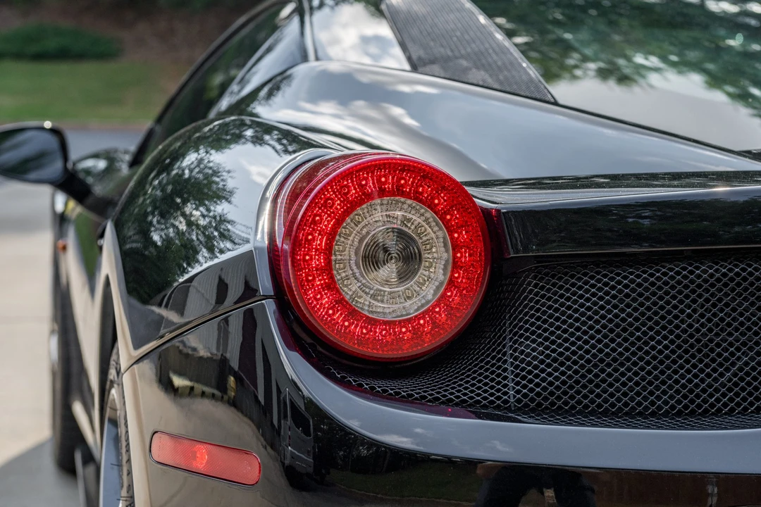 2010 Ferrari 458 Italia - Image 19 of 31