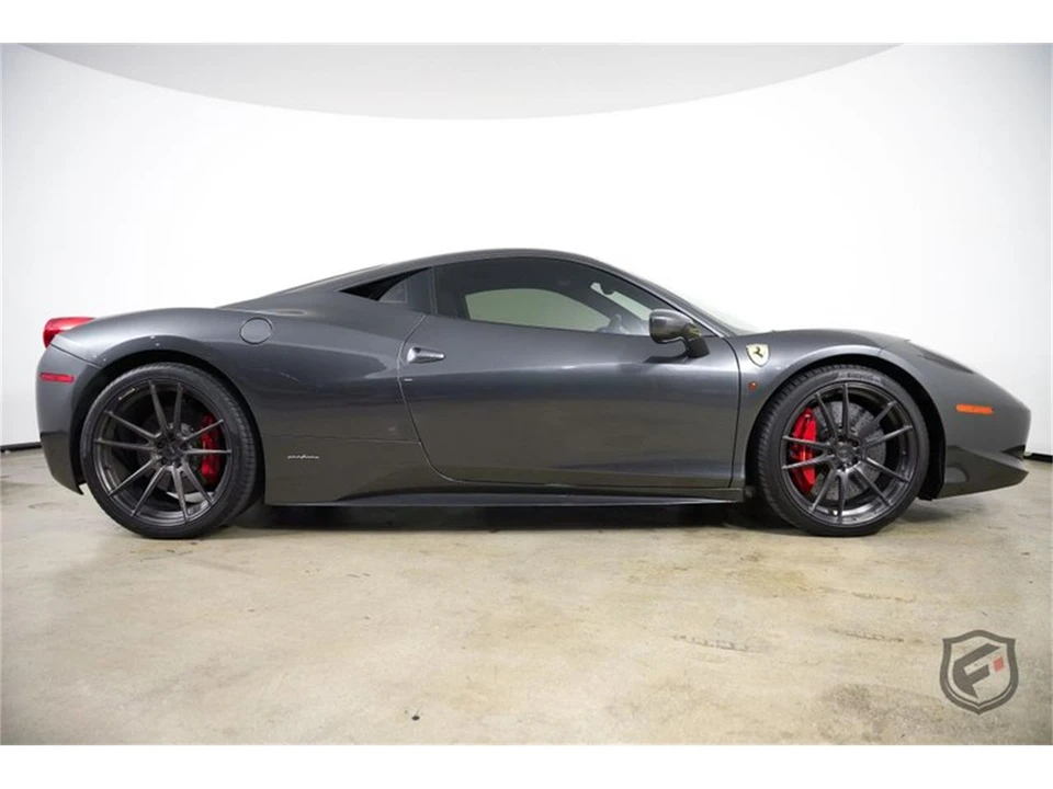 2010 Ferrari 458 Italia - Image 10 of 31