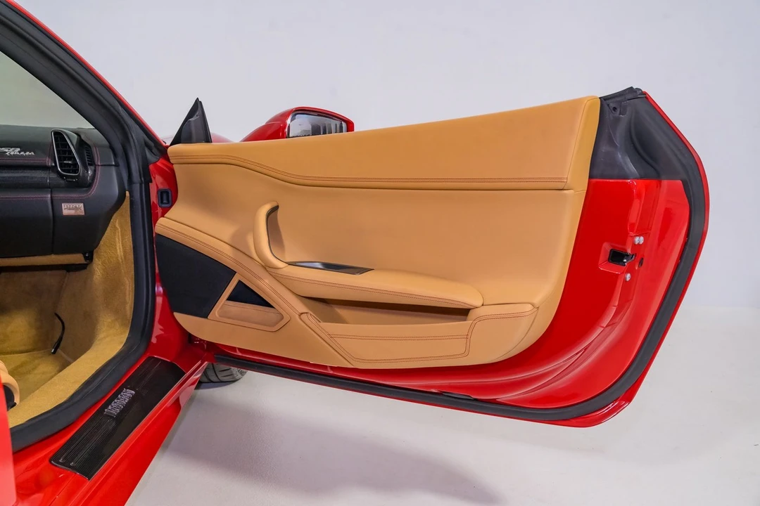 2010 Ferrari 458 Italia - Image 24 of 31