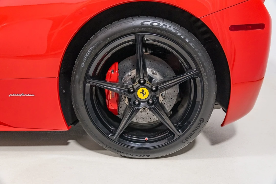 2010 Ferrari 458 Italia - Image 13 of 31