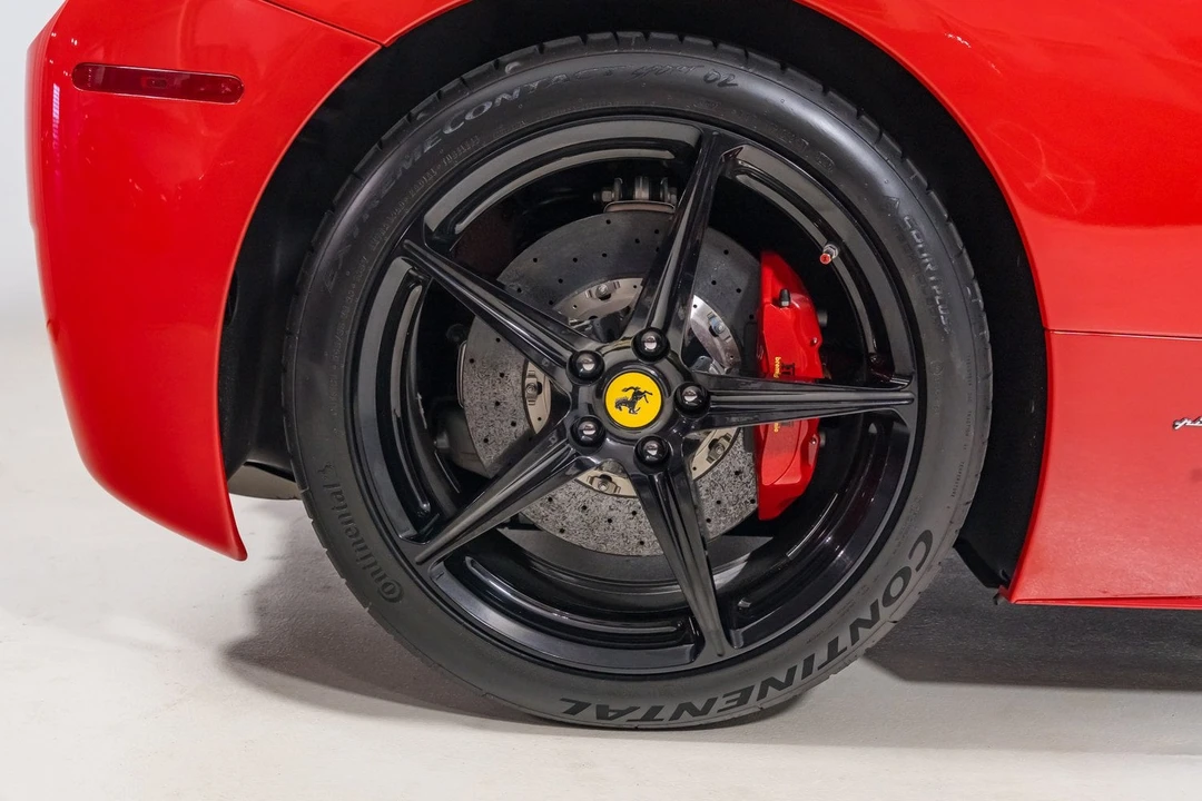 2010 Ferrari 458 Italia - Image 15 of 31