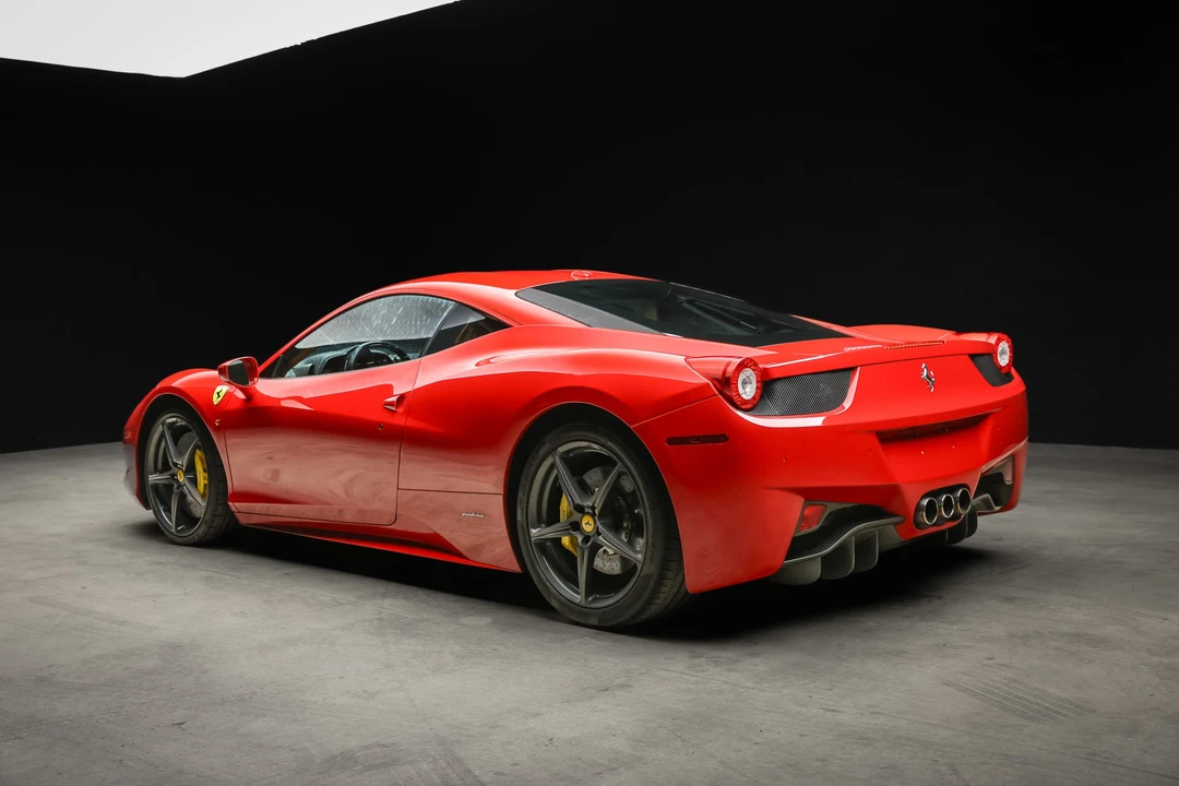 2010 Ferrari 458 Italia - Image 10 of 31