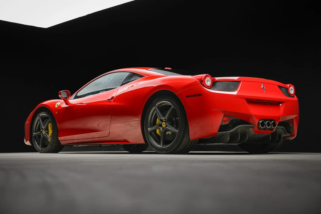 2010 Ferrari 458 Italia - Image 9 of 31
