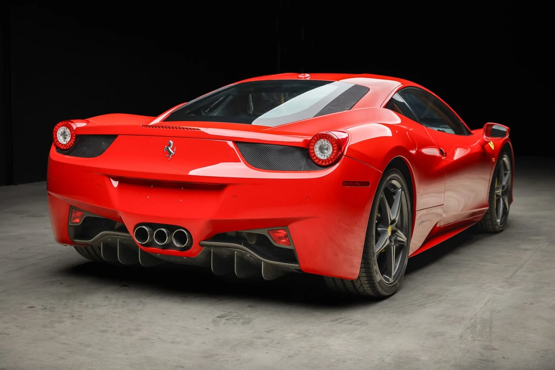 2010 Ferrari 458 Italia - Image 15 of 31