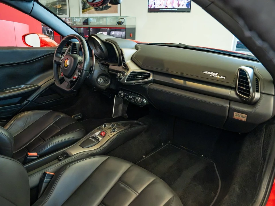 2010 Ferrari 458 Italia - Image 17 of 25