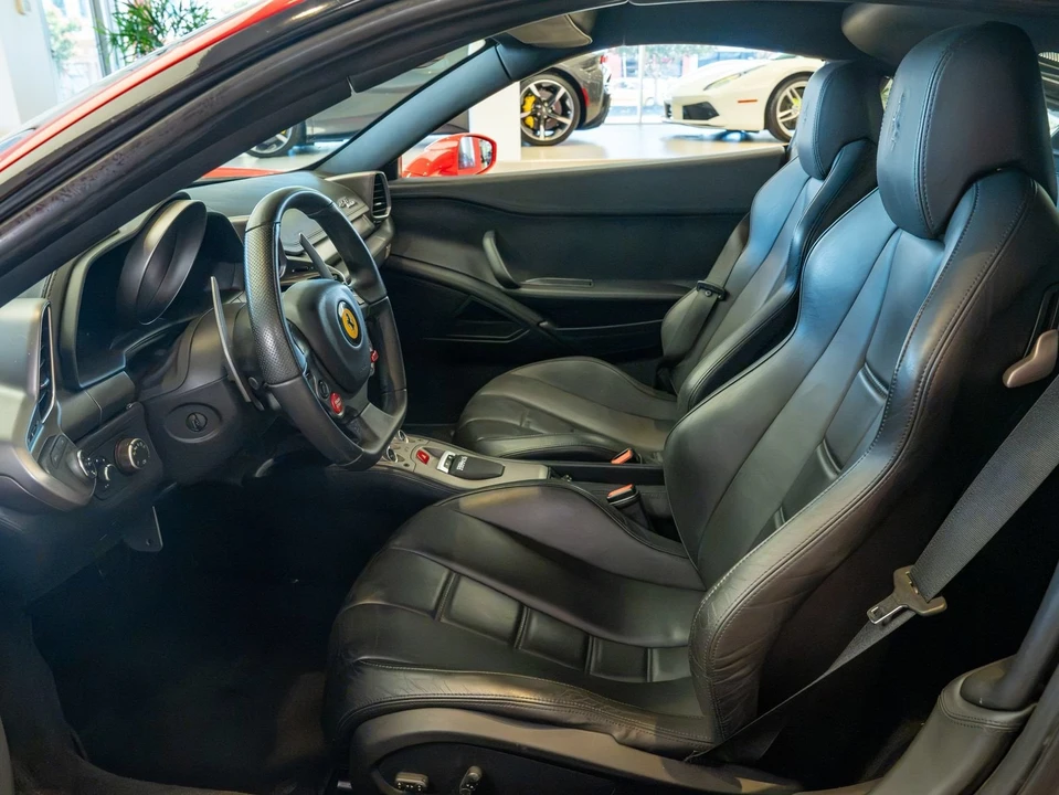 2010 Ferrari 458 Italia - Image 10 of 25