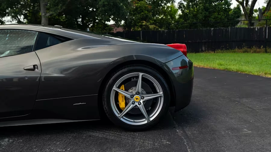 2010 Ferrari 458 Italia - Image 10 of 24
