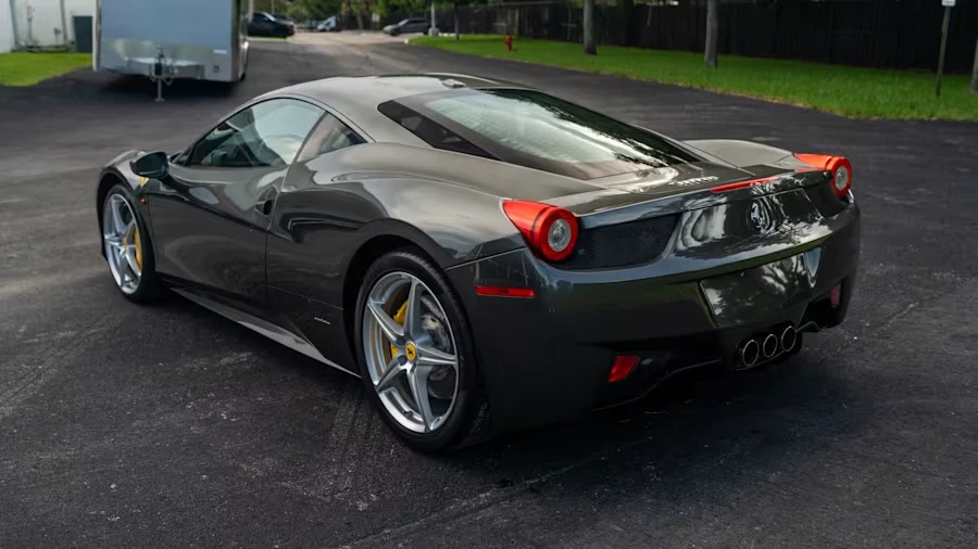 2010 Ferrari 458 Italia - Image 7 of 24