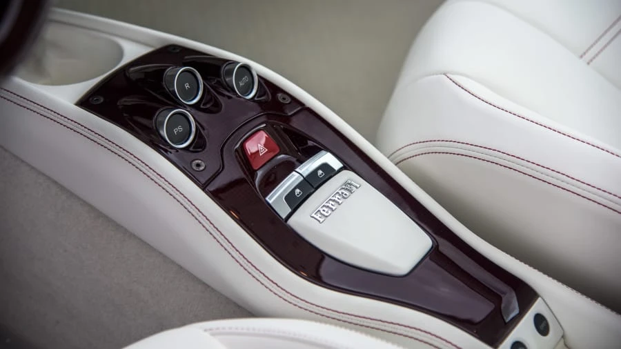2010 Ferrari 458 Italia - Image 10 of 21