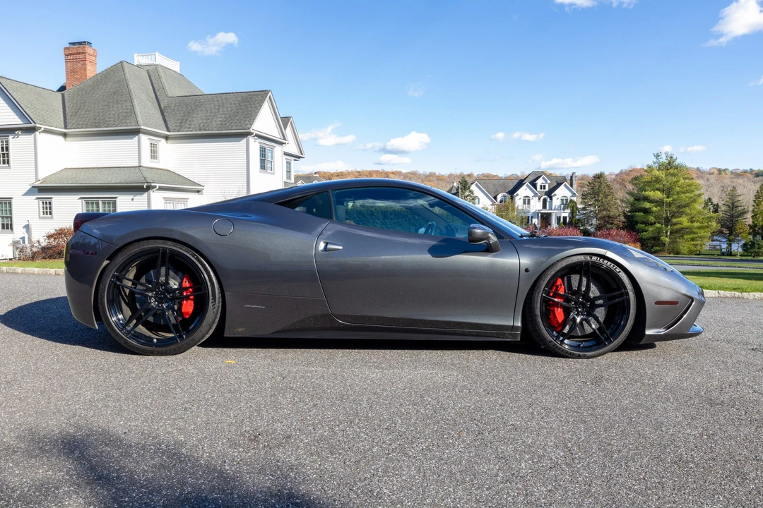 2010 Ferrari 458 Italia - Image 12 of 31