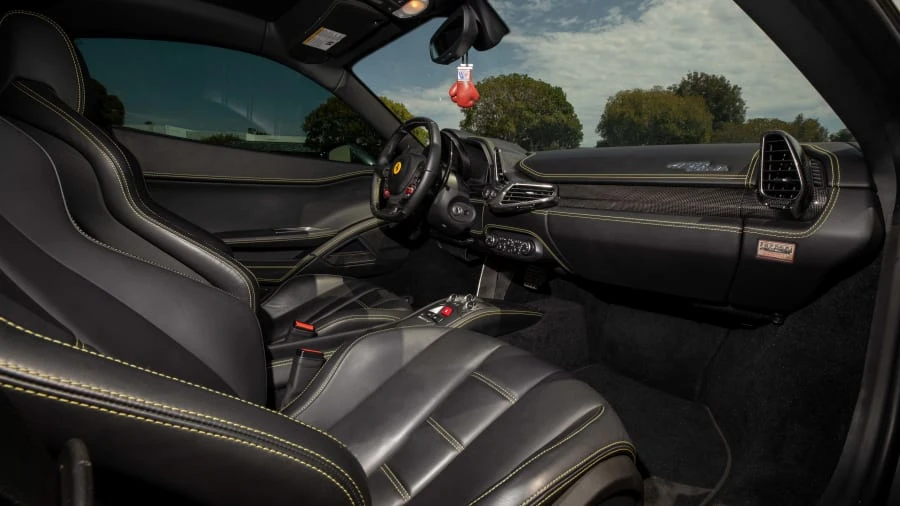2010 Ferrari 458 Italia - Image 5 of 31