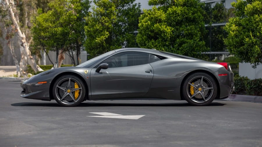 2010 Ferrari 458 Italia - Image 8 of 31